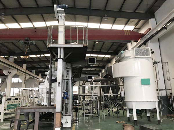 Cylinder dust collector